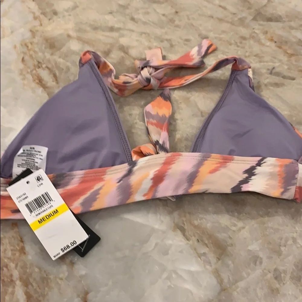 NWT SOLUNA Bikini top!‎